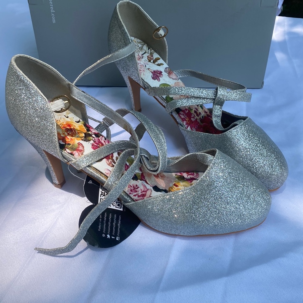 Silver heel